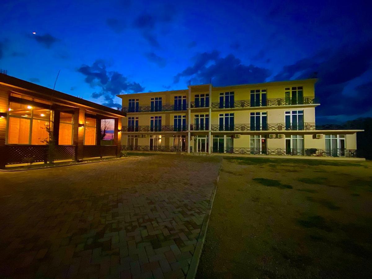 Бугенвиллея Lidzava Exteriér fotografie